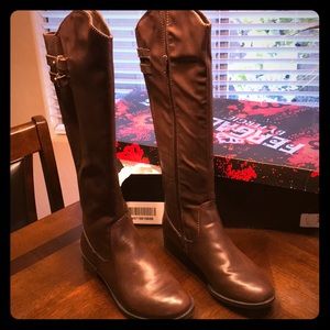 Fergalicious Brown boots 8.5